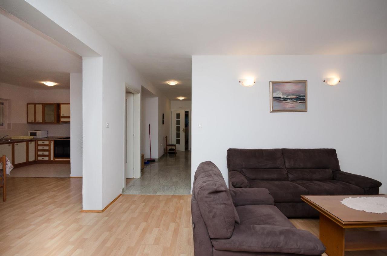 Apartments Ruza-Rajska Beach Lopar Exterior photo